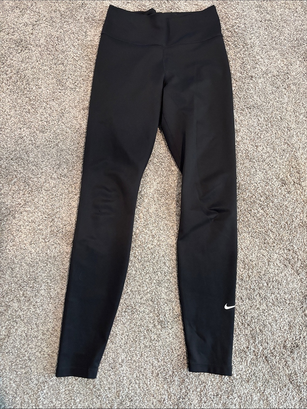 Nike Black High-Waist Performance Leggings with White Swoosh